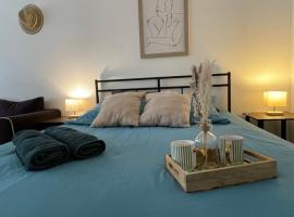 Hypercentre Béthune 4 pers et Parking privé, hotel en Béthune