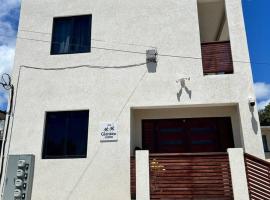 Luxury Beds, Great Layout | Central 2BR Apartment, Hotel in Bridgetown