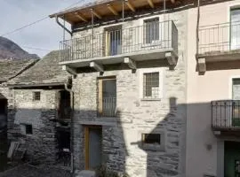 Holiday Home Rustico di vacanza nel nucleo di Moghegno by Interhome