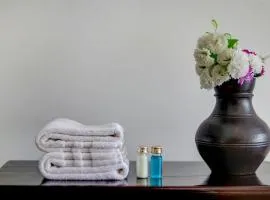 Super Townhouse OAK Shubhham Regency