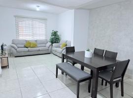 Casa Equipada, Bien Ubicada, Cerca Fiscalia, hotel en Torreón