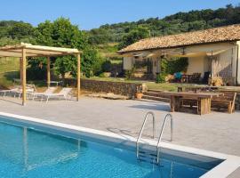 Apartment Landgut mit Blick auf das Wasser by Interhome, hotel a Girifalco