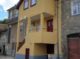 Holiday Home Haus der Schwäne - Geopark Serra da Estrela by Interhome