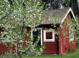 Holiday Home am See Skagern by Interhome, Hotel in Kristinehamn