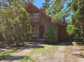 Holiday Home Freistehendes Haus mit eingezäuntem Grundstück an einer Lagune by Interhome