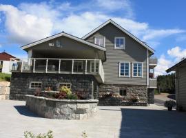 Viken Holiday Home, hotel a Viksdalen