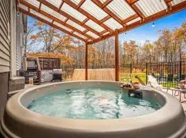 Luxury Escape 5BR Pool HotTub Game Room FirePit