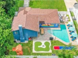 Heated Pool Fire Pit BBQ Mini Golf Bowling