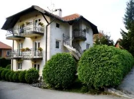 Villa Dama & Dubravka