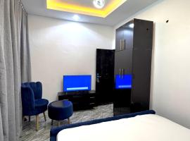 Vluxe Apartment F01 Kubwa, hotel in Abuja