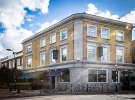 Victoria Inn, hotel in: Southwark, Londen