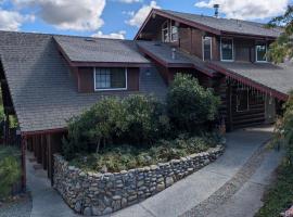 Nature's Inn Bed and Breakfast, hotel din Ahwahnee