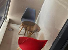 Studio meublé VIP Abidjan-restaurant la Shish, hotell sihtkohas Abidjan