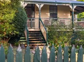 House of Wisteria - Charming & Timeless