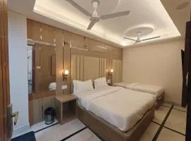 A boutique Mahesh Deluxe