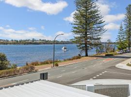 23A The Espy, hótel í Perth