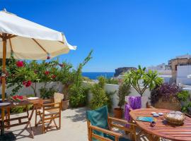 Erato Apartments, hotel em Lindos