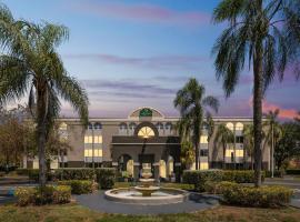 La Quinta by Wyndham Miami Lakes – hotel w mieście Miami Lakes
