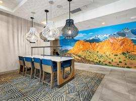 Tru By Hilton Colorado Springs Airport, hotell i Colorado Springs