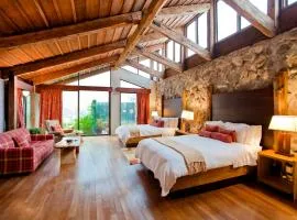 Poas Volcano Lodge