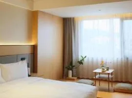Baodao Exhibition Center Hotel