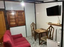 Cabaña rural con piscina