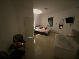 נופש אל רייף, Hotel in Ein Kinya