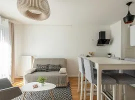 Nice 2-bedroom apartment - Pantin - near Paris