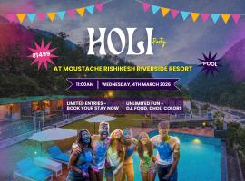 Moustache Rishikesh Riverside Resort, hótel í Rishīkesh