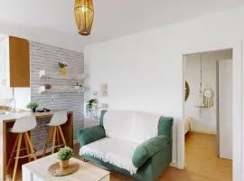 Piso Agradable a Metros de La Plaza de las Flores