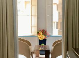 Host-Gram Hotel Downtown by Getaway, отель в Каире