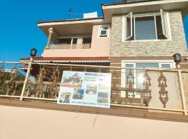 Honey Bee Cottages, hotel Ootyban