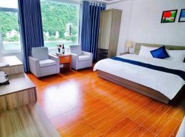 Catba Central Hotel 2, хотел в Кат Ба