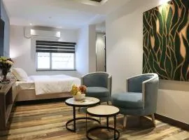 Sri Suryas Hotel