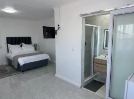 Plattekloof guest house