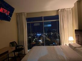 DEPA DE 90m2 A 10 MINUTOS DEL CENTRO, hotel sa Chimbote