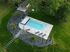 Le cocon en Sologne, Châteaux, Zoo de Beauval, Piscine, WIFI, 2 chambres, 3 lits, 2 sdb