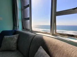 Seafront Apartment Scottburgh Views Smile & Wave