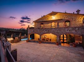 Cal Bisbe, your rural holiday home, Hotel in Capmany