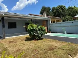 Casa de Fácil Acesso Aconchegante - 01