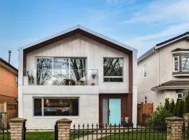 Modern 3-Bdrm Home & Parking - Cambie Village-VGH