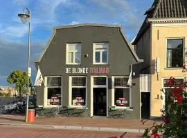 Apartment in the city center near the Waterpoort