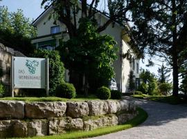 Das Weinberghaus, Hotel in Fellbach