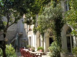 Romantiska viesnīca L'Orangerie pilsētā Rivsalta
