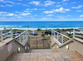 32 Warnadoone- On Warner beach-Amanzimtoti