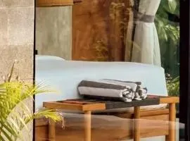 Pigstone Design Studios Beachfront