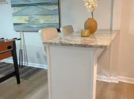 Private 2BR Unit Near DC & Tysons Corner