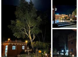 Hotel Restaurant Camping Berbère de la Montagne, מלון בImdiazene