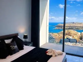 Whispering Waves at Mercury Tower with panoramic view , 2X pools and Gym