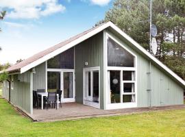 10 person holiday home in Dannemare-By Traum, hotel v mestu Dannemare